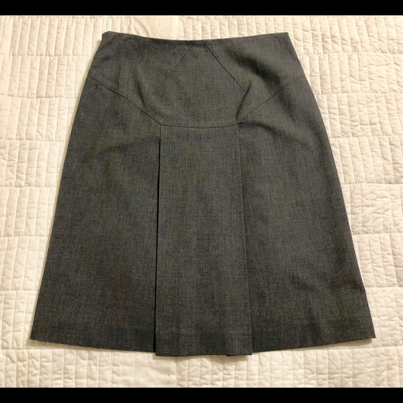 Banana Repulic - Picture 2 of 5